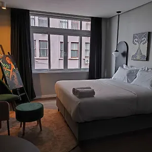 Estudios Completos Proximos Ao Mercado Publico De Porto Alegre - Cais Porto Alegre
